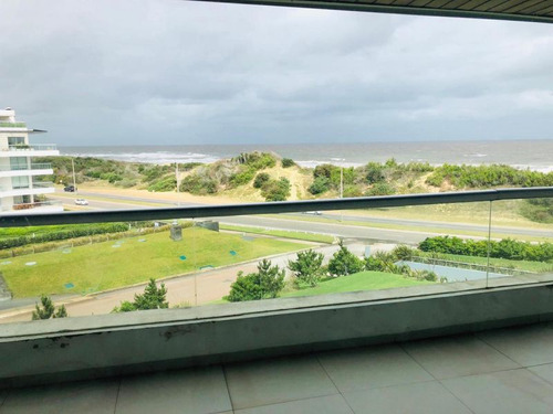 Departamento En Venta En Playa Brava