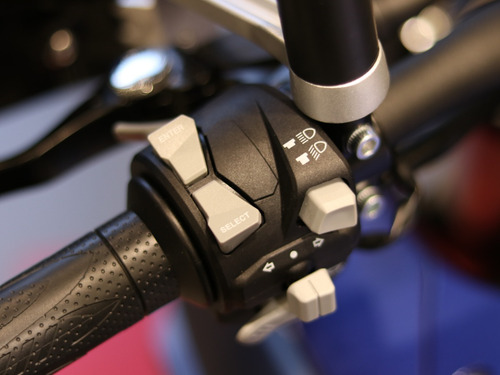 Qj Motor - Srt 550 Azul - Touring