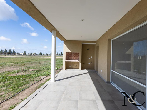 Imagen 9 de 18 de Ph En Venta En Condominios Fincas La Serena