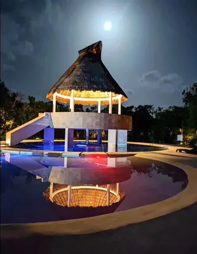 Espectacular Casa En Venta Con Roof Garden En Aldea Ha'puerto Morelos, Qroo.