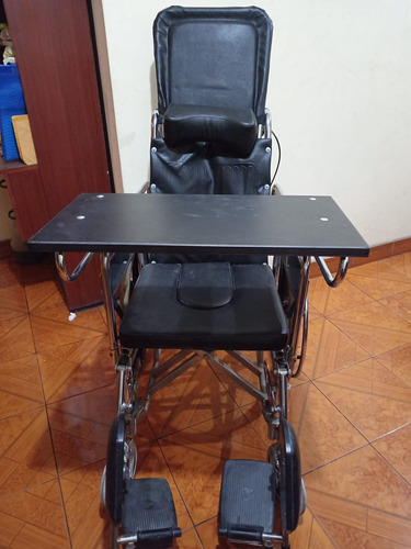 Silla De Ruedas Articulable En Buen Estado