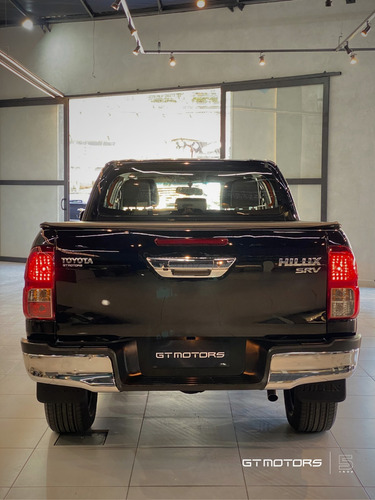 Toyota Hilux 2.7 Srv Cab. Dupla 4x2 Flex Aut. 4p