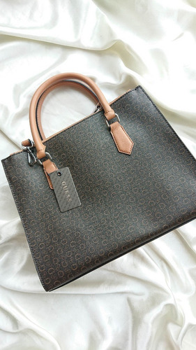Guess Hensley Tote Crossbody Color Chocolate