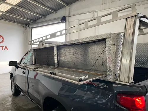 Chevrolet Silverado 4.3 Wt Cab Reg At 4X4