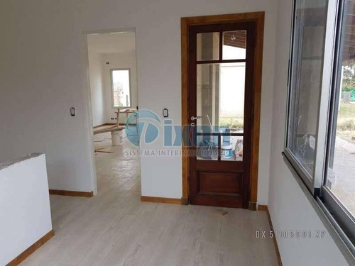 Imagen 2 de 8 de Barrio Cerrado La Comarca - Casa Venta Usd 390.000