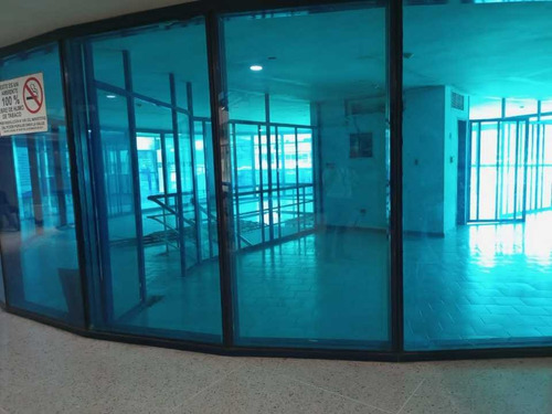 Centro Comercial En La Mejor Zona De Valencia