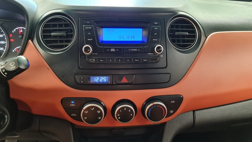 Imagen 13 de 15 de Hyundai Grand I10 2018 1.3 Gl Mid Mt