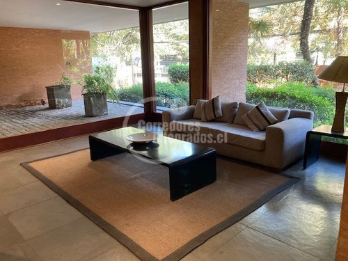 Imagen 2 de 29 de Duplex Con Jardin En La Mejor Ubicación De Vitacura