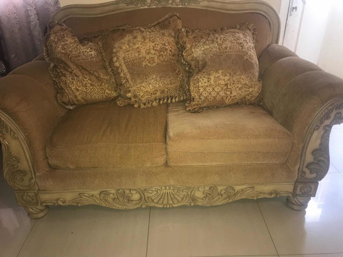 Imagen 1 de 4 de Muebles Ashley