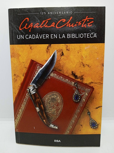 Agatha Christie - Un Cadáver En La Biblioteca - Policiaca 