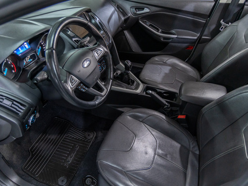 Ford Focus Kinetic Design 4p 2,0 Se