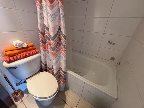 Amoblado 1 Dormitorio Para Agosto 2025