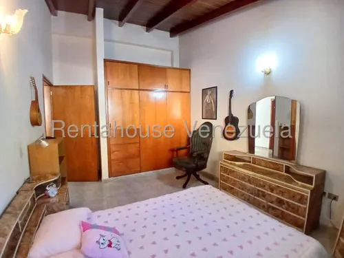 Casas En Venta Mls #25-11547