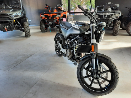 Husqvarna Svartpilen 200