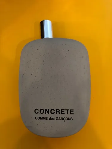 Edp Concrete Comme Des Garçons 80ml Perfume | MercadoLivre