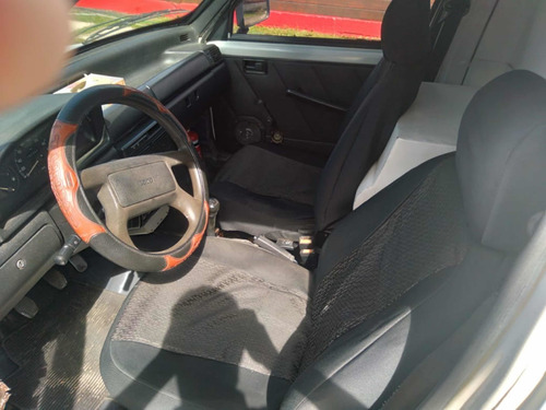 Imagem 5 de 8 de Fiat Uno 2011 1.0 Vivace Flex 5p