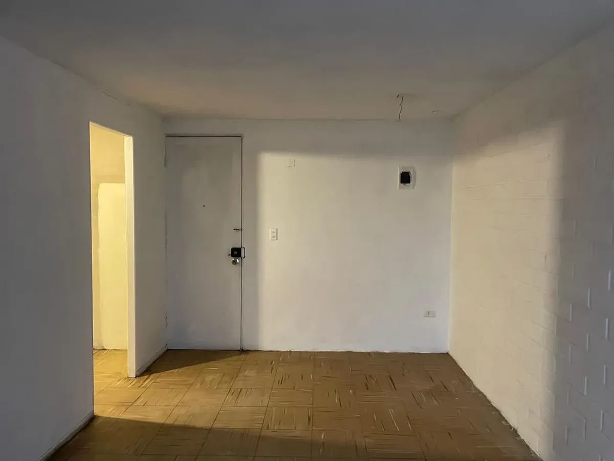 Imagen 2 de 15 de Se Vende Departamento En Pudahuel Pasaje Los Jesuitas