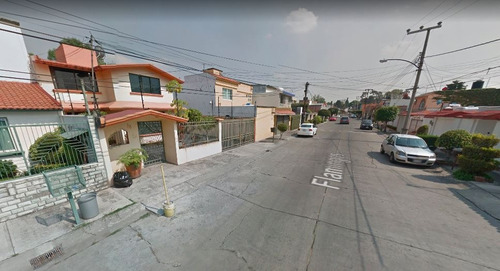 Vendo Casa En Calle Flamingos, Las Arboledas!!! 204