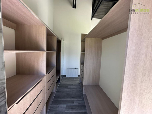 Casa Nueva Con Excelentes Terminaciones En Loteo Urbanizado