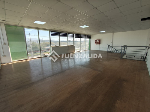 Local Multifuncional En Work Center - 2 Pisos - 156m2