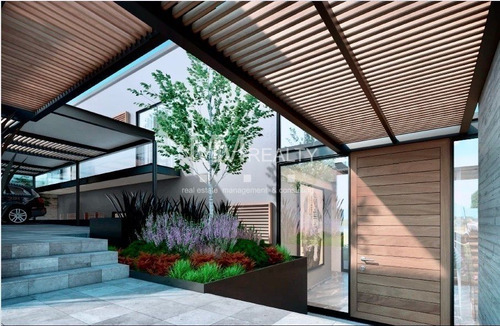 Terreno Venta Bosques De Las Lomas- Con Súper Proyecto Y Licencia / Plot Of Land