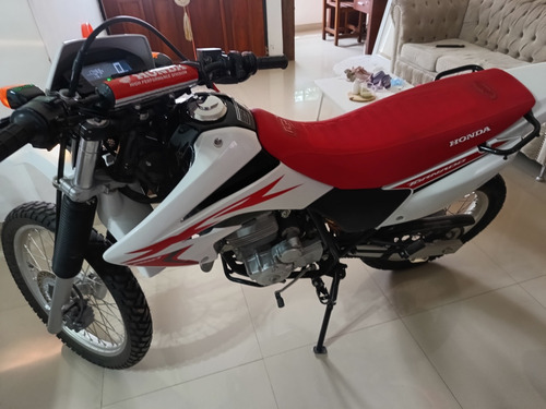 Honda Tornado 250