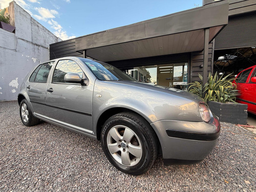 Volkswagen Golf 1.6 Comfortline