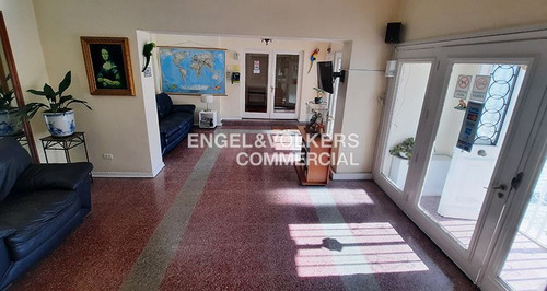 Casa Hostal En Venta De 17 Dorm. En Santiago