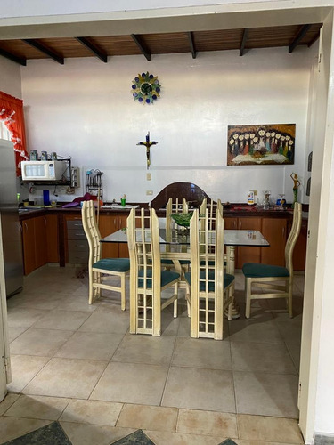Imagen 4 de 17 de Vendo Casa Barata Y Grande En Turmero, Res. El Nispero - Kg