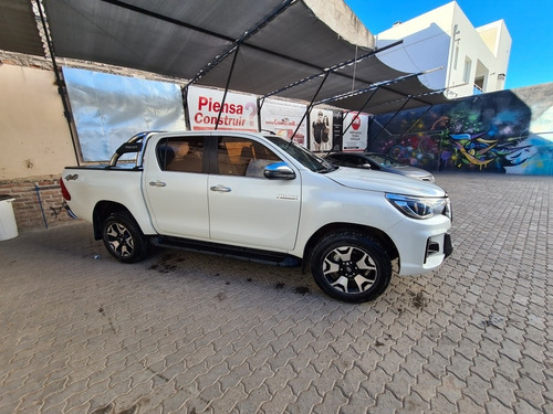 Toyota Hilux 2.8 Cd Srx 177cv 4x4 2019