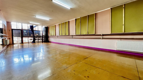 Casa Comercial En Venta En Recoleta