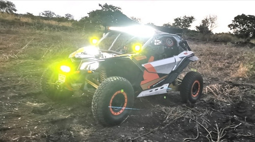 Imagen 2 de 14 de Can Am Maverick X3