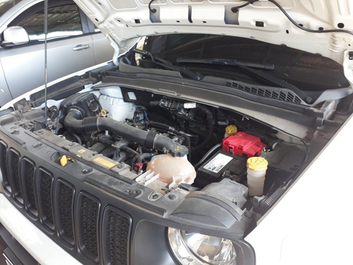 Imagem 8 de 12 de Jeep Renegade 2019 1.8 Flex Aut. 5p