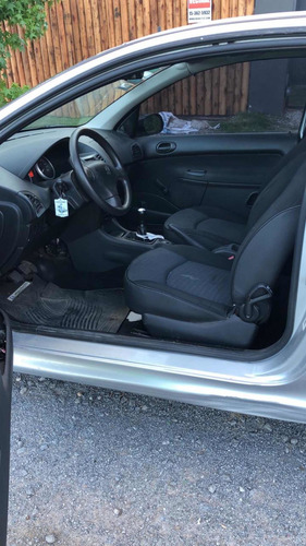 Peugeot 207 1.4 Xr 2010