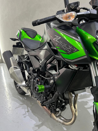 Kawasaki Z400 2021