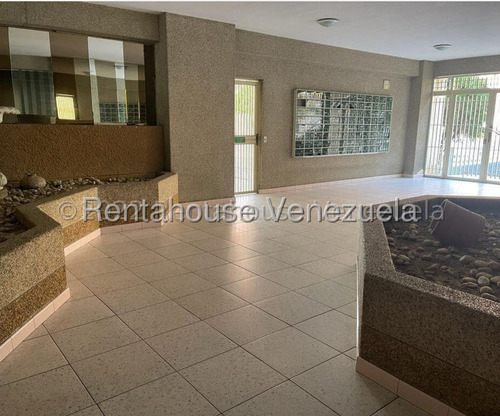 Venta Apartamento Lomas Del Ávila. Caracas.