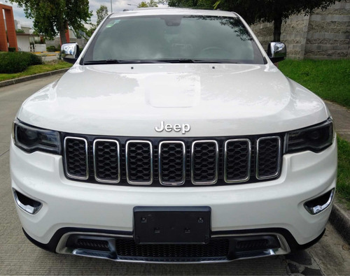 Imagen 5 de 15 de Jeep Grand Cherokee 2017 5.7 Limited Lujo 4x4 At