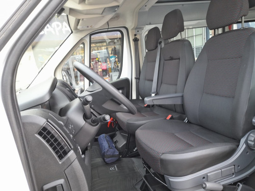 Imagen 13 de 13 de Boxer Premium 2.2 Hdi 440 L4h2 Minibus 17+1
