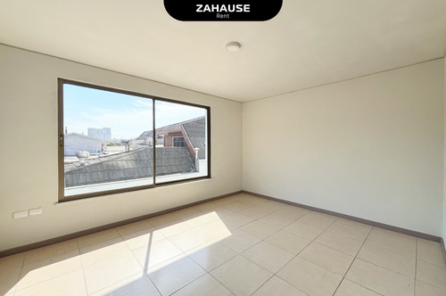 Casa En Arriendo 5 Dormitorios A Pasos De La U Del Biobío