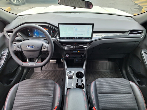Ford Escape 2.5 St-Line Select Hev