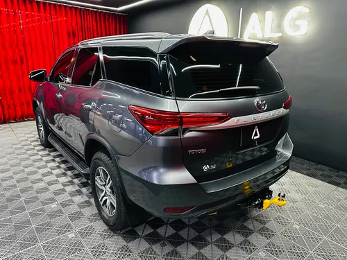 Toyota Fortuner 2.4 Street At 7As