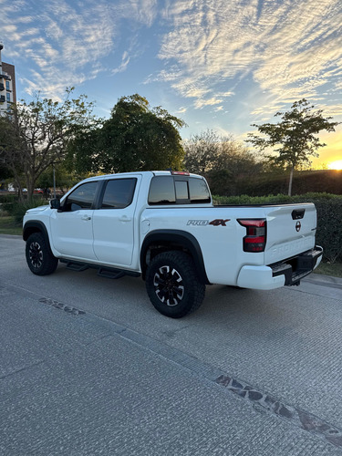 Nissan Frontier 4.0 Pro-4x V6 4x4 At