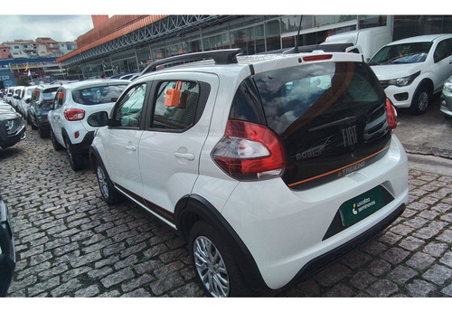 Fiat Mobi 1.0 EVO FLEX TREKKING MANUAL
