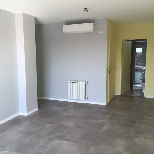 Departamento En Venta En Vías / Santa Fé, Santa Fé / Fleming, Martínez