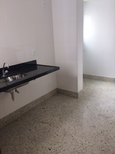 Imagem 6 de 16 de Excelente Apto No Bairro Gutierrez!!! - 3500
