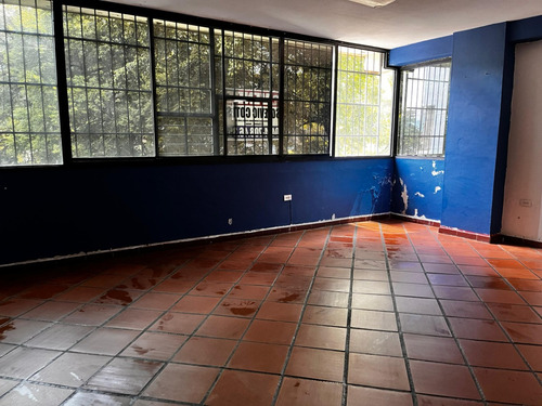 Oficina Con Vista Al Cc El Este