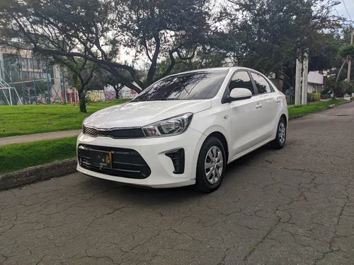 Kia Soluto 1.4 Emotion Mt
