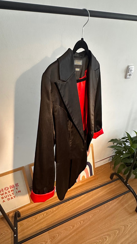 Blazer Divina Bolivia Negro M (Usado)