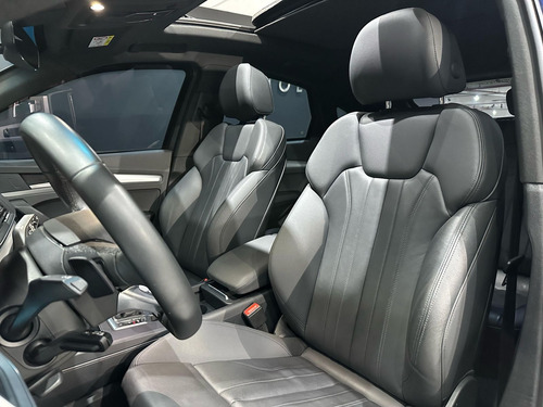 Audi Q5 S-Line Black 2.0 TFSI Quat. S-Tronic