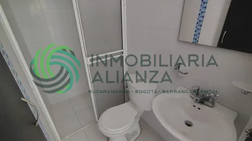 Apartaestudio En Arriendo En Comuneros. Cod A10619